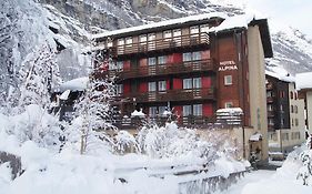 Hotel Alpina